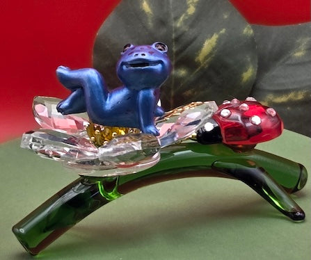 015A Blue Poison Dart Frog